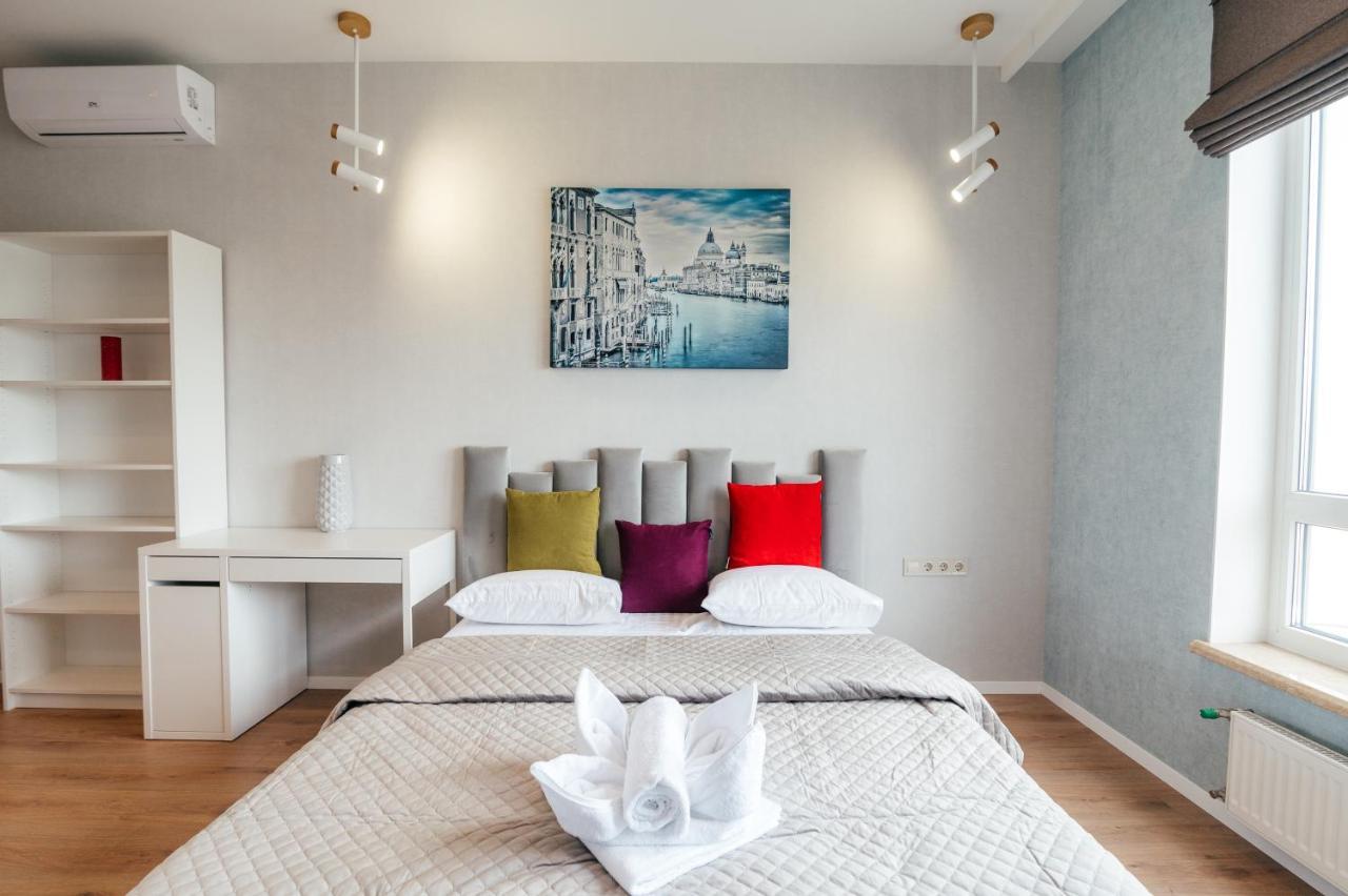 Pearl Premium Apartments 3 Kiev Buitenkant foto
