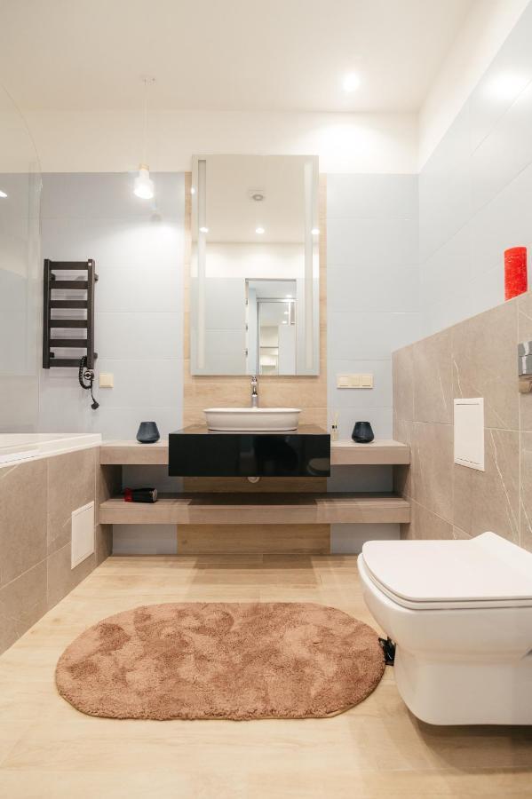 Pearl Premium Apartments 3 Kiev Buitenkant foto