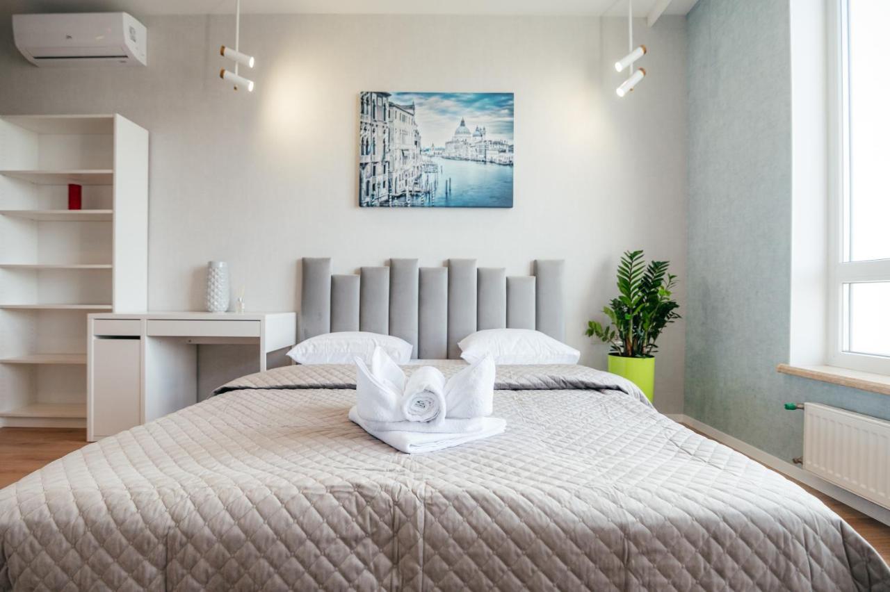 Pearl Premium Apartments 3 Kiev Buitenkant foto