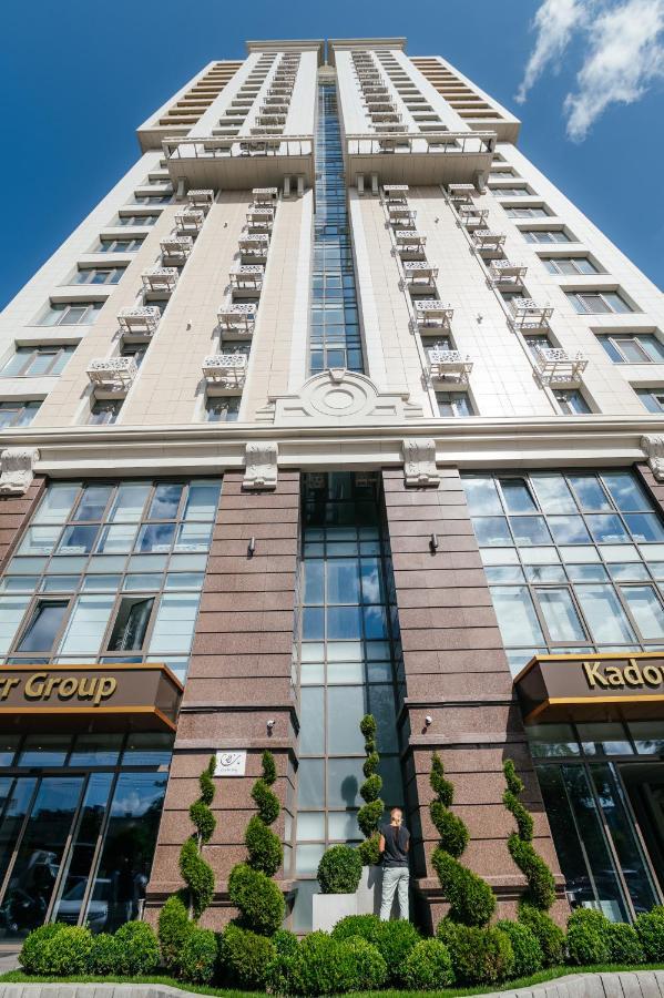 Pearl Premium Apartments 3 Kiev Buitenkant foto
