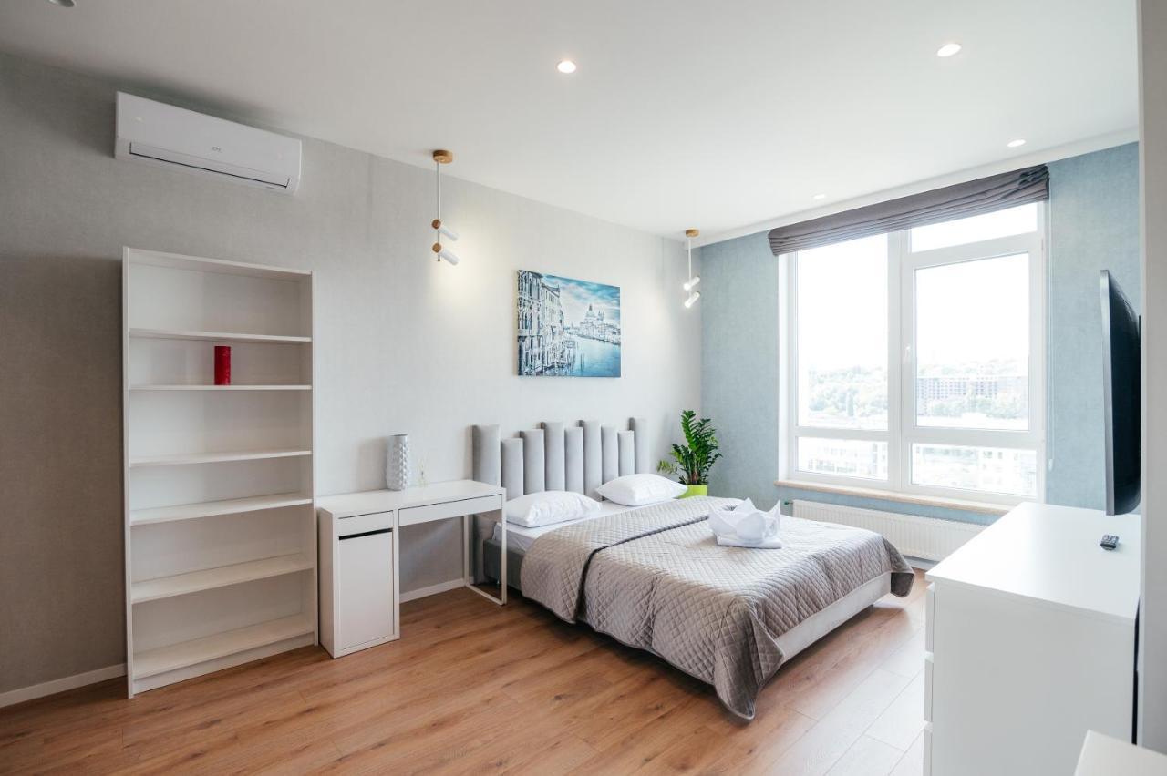 Pearl Premium Apartments 3 Kiev Buitenkant foto