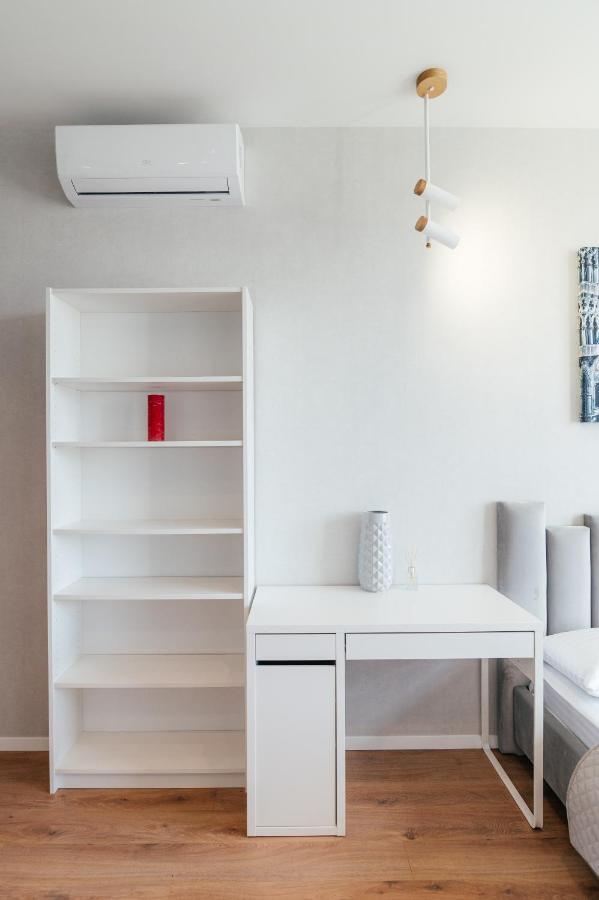 Pearl Premium Apartments 3 Kiev Buitenkant foto